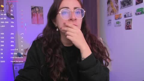 Snapshot of linda_giggle chatting on 30, 3, 2026 Giggles online show from 30, 3, 2026