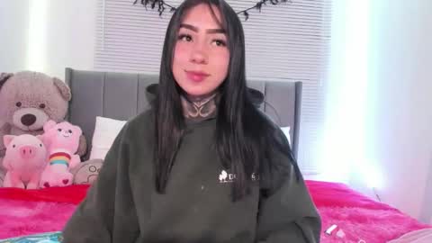 Lindaa maria  online show from 18, 9, 2025