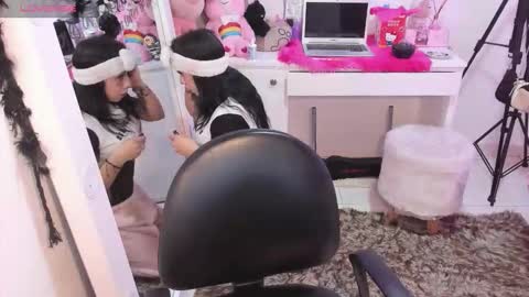 Snapshot of linda_milleer_ chatting on 16, 11, 2025 Lindaa maria online show from 16, 11, 2025