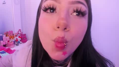 Snapshot of linda_milleer_ chatting on 26, 11, 2025 Lindaa maria online show from 26, 11, 2025