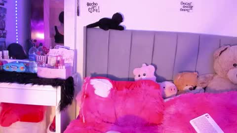 Snapshot of linda_milleer_ chatting on 7, 1, 2026 Lindaa maria online show from 7, 1, 2026