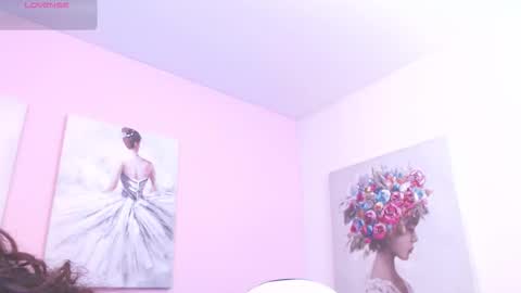 Maria Paula online show from 14, 9, 2025