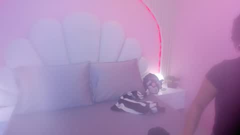 Snapshot of linda_sofi__ chatting on 27, 2, 2025 linda_sofi__ online show from 27, 2, 2025