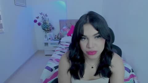 Snapshot of linda_zaam8386 chatting on 11, 3, 2025 online show from 11, 3, 2025