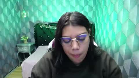 Snapshot of lindabreexlove chatting on 23, 12, 2024    online show from 23, 12, 2024
