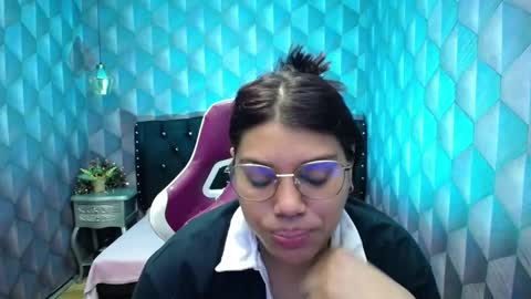 Snapshot of lindabreexlove chatting on 27, 12, 2024    online show from 27, 12, 2024