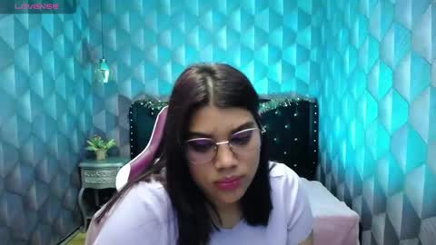 Snapshot of lindabreexlove chatting on 29, 12, 2024    online show from 29, 12, 2024