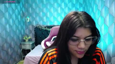 Snapshot of lindabreexlove chatting on 30, 12, 2024    online show from 30, 12, 2024