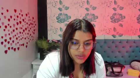 Snapshot of lindabreexlove chatting on 16, 1, 2025    online show from 16, 1, 2025