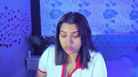 Snapshot of lindabreexlove chatting on 18, 1, 2025    online show from 18, 1, 2025