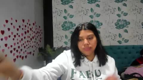 Snapshot of lindabreexlove chatting on 26, 1, 2025    online show from 26, 1, 2025