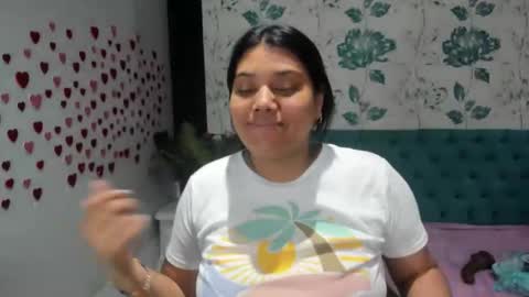 Snapshot of lindabreexlove chatting on 27, 1, 2025    online show from 27, 1, 2025
