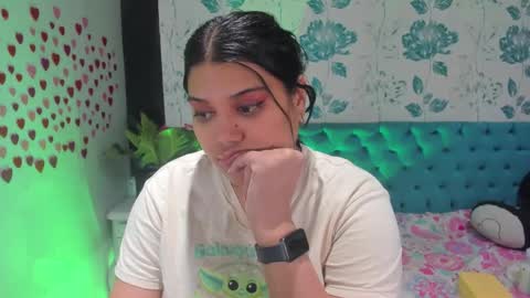 Snapshot of lindabreexlove chatting on 30, 1, 2025    online show from 30, 1, 2025