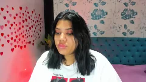 Snapshot of lindabreexlove chatting on 2, 2, 2025    online show from 2, 2, 2025