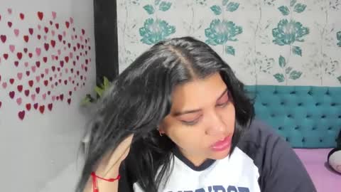Snapshot of lindabreexlove chatting on 3, 2, 2025    online show from 3, 2, 2025