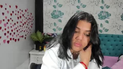 Snapshot of lindabreexlove chatting on 17, 2, 2025    online show from 17, 2, 2025