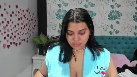 Snapshot of lindabreexlove chatting on 18, 2, 2025    online show from 18, 2, 2025