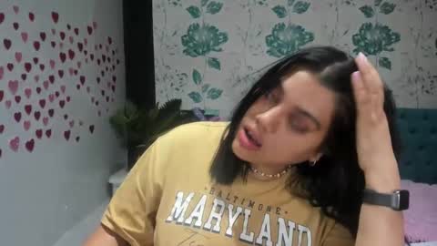 Snapshot of lindabreexlove chatting on 2, 3, 2025    online show from 2, 3, 2025
