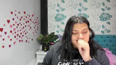 Snapshot of lindabreexlove chatting on 12, 3, 2025    online show from 12, 3, 2025