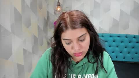 Snapshot of lindabreexlove chatting on 16, 9, 2025    online show from 16, 9, 2025