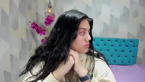 Snapshot of lindabreexlove chatting on 20, 10, 2025    online show from 20, 10, 2025