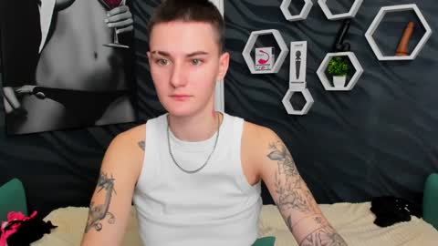 lindabryantt online show from 6, 2, 2025