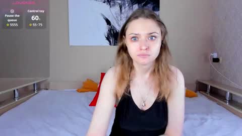 Snapshot of lindaeva chatting on 12, 11, 2025 Linda online show from 12, 11, 2025