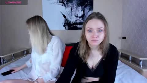 Snapshot of lindaeva chatting on 17, 11, 2025 Linda online show from 17, 11, 2025