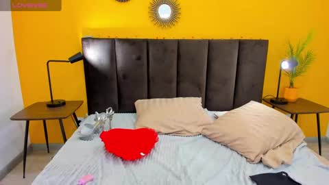 Snapshot of lindainsatiable chatting on 13, 2, 2025 Linda online show from 13, 2, 2025
