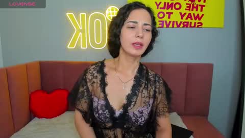 Snapshot of lindainsatiable chatting on 16, 2, 2025 Linda online show from 16, 2, 2025