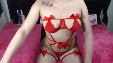 lindasquirtss online show from 15, 11, 2025