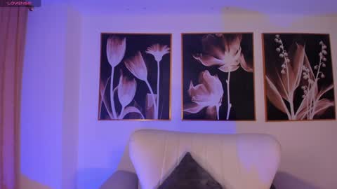 Snapshot of lindseycox chatting on 1, 2, 2025 Lin online show from 1, 2, 2025