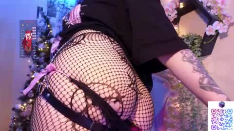 Snapshot of liniq chatting on 17, 2, 2025 Lina online show from 17, 2, 2025