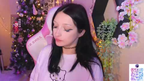 Snapshot of liniq chatting on 9, 3, 2025 Lina online show from 9, 3, 2025