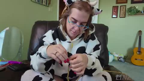 Linzy19 online show from 6, 11, 2025