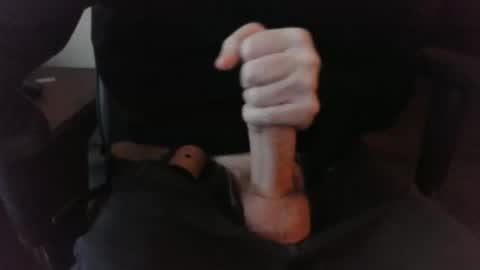 Snapshot of liocious98 chatting on 15, 12, 2025 liocious98 online show from 15, 12, 2025