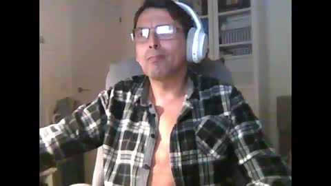 Snapshot of liongr69 chatting on 30, 10, 2025 liongr69 online show from 30, 10, 2025