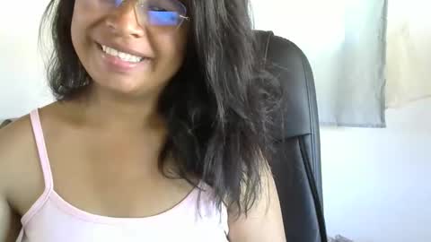 liora online show from 3, 5, 2026