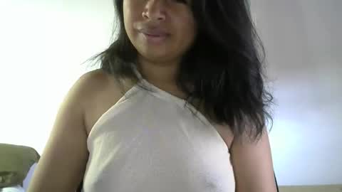 Liora selenex online show from 11, 5, 2026