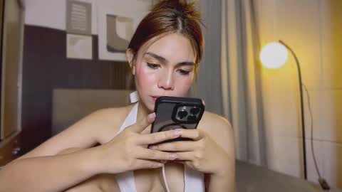 Liora of Ophir online show from 10, 2, 2026