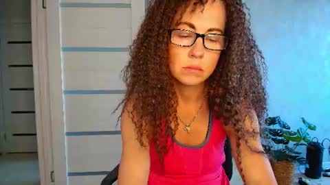 Snapshot of lioraweiss chatting on 9, 7, 2026 Liora Weiss online show from 9, 7, 2026