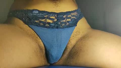 Lipnotize by Avesso online show from 25, 11, 2025