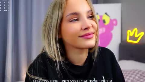 Snapshot of lipswithsmileonthem chatting on 29, 10, 2025 Amelia online show from 29, 10, 2025