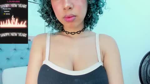 Snapshot of lis_rous chatting on 22, 10, 2025  LIS ROUS  online show from 22, 10, 2025