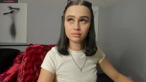 Snapshot of lisa__johnson chatting on 21, 10, 2025 lisa__johnson online show from 21, 10, 2025