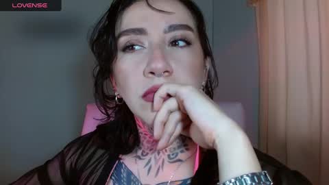 Snapshot of lisa_avila_ chatting on 5, 2, 2025 Lisa online show from 5, 2, 2025