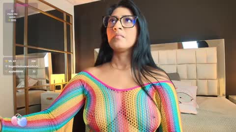 Snapshot of lisa_casper chatting on 7, 1, 2025 Lisa online show from 7, 1, 2025