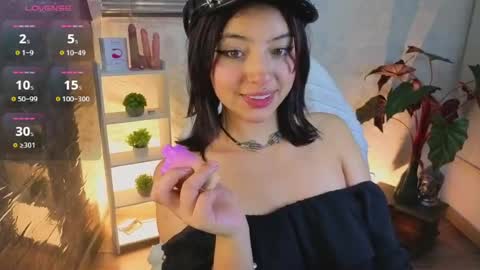 lisa dolly nyx online show from 28, 5, 2026