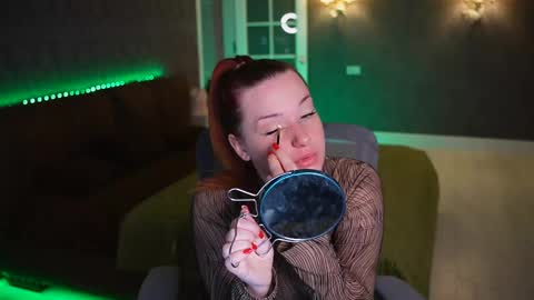 lisa_elfy online show from 2, 5, 2026