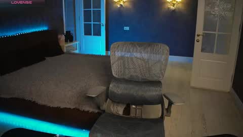 lisa_elfy online show from 12, 5, 2026